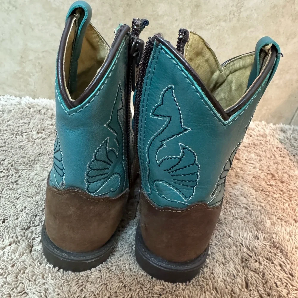 Unisex kids cowboy boots 👢